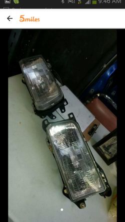 1987 Toyota corolla left and right headlight