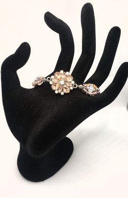 Desert Pink Flower Bracelet