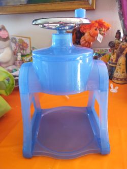 Pampered chef ice shaver, make snow cones