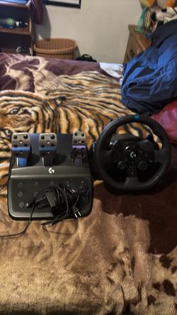 Logitech G 29 steering wheel