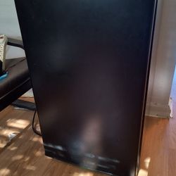 Free Mini Fridge (works but needs Refrigerant added) 