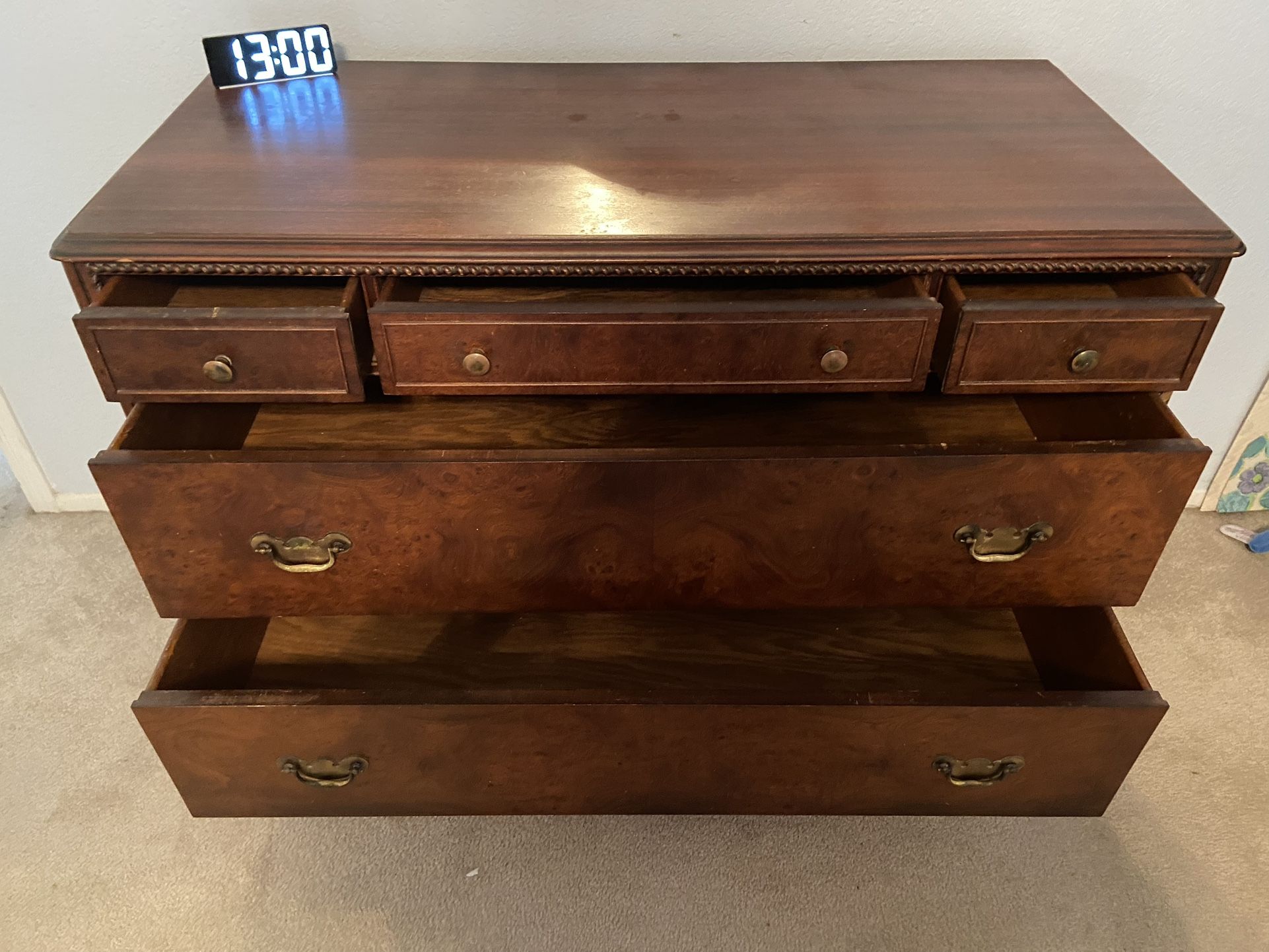 Antique Walnut Dresser With 5 Drawers