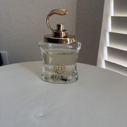 Beautiful  Arabic women’s Parfum , BELLA from kingdom of Saudi Arabia