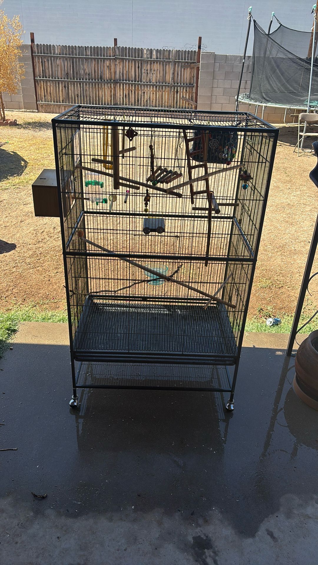 Bird cage
