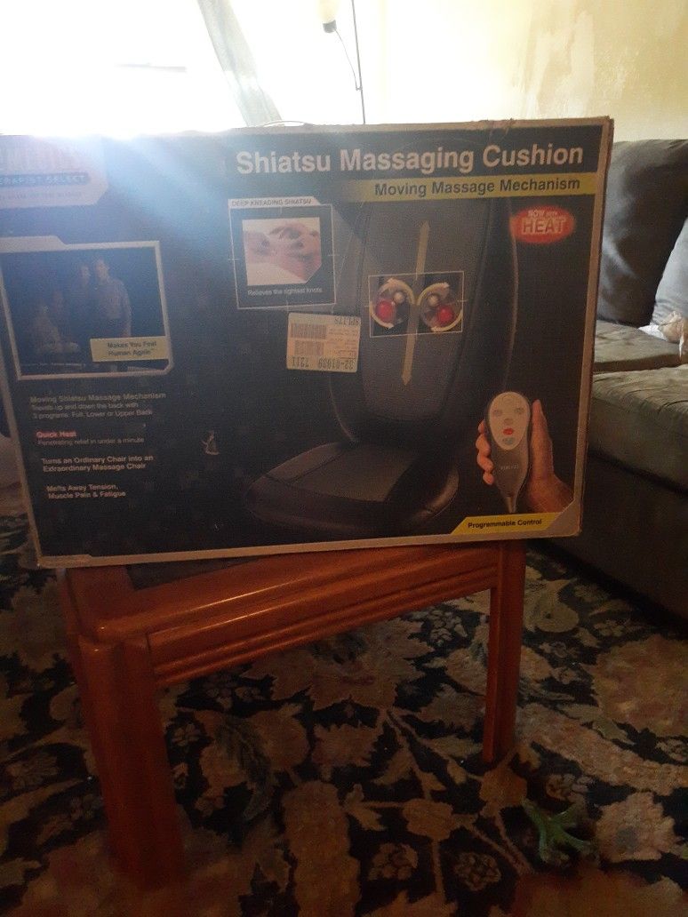 Shiatsu Massaging Cushion