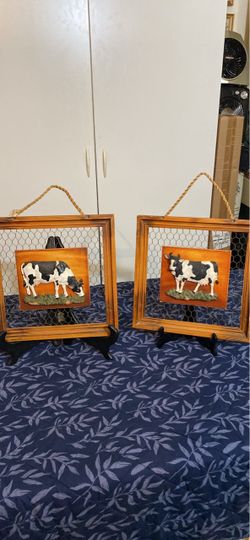 12” x 12” VTG. 3D Wall Hanging