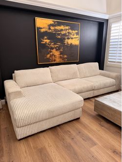Lindyn 3-Piece Modular Sofa with Chaise