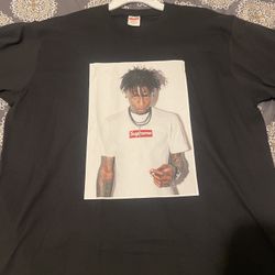 Supreme Tee