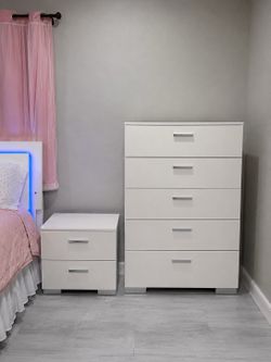 Queen Bedroom Set
