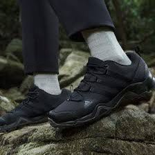 Men's Adidas Traxion Shoes Running Walking size 11 