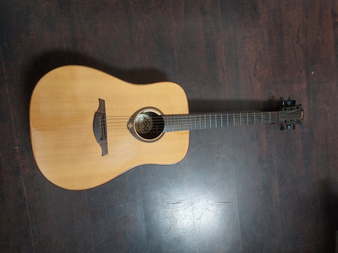 LAG T400D Guitar with LR BAGGS ANTHEM 