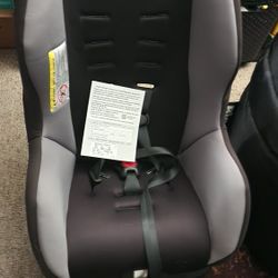 Car seat new 