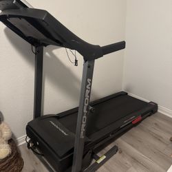 Treadmill 