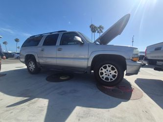 2004 chevy suburban z71