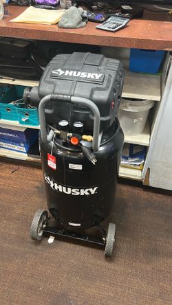Husky 20 gal 200 PSI Air Compressor