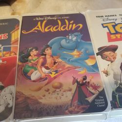 VHS   Disney Tapes 