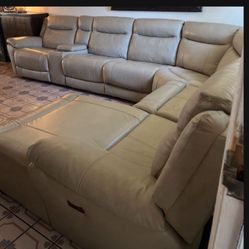 Sectional Sofa 6pc $675