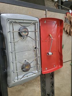 Coleman 2 burner camp stove