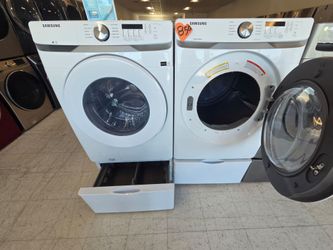 Used Kenmore & Samsung pedestal  set