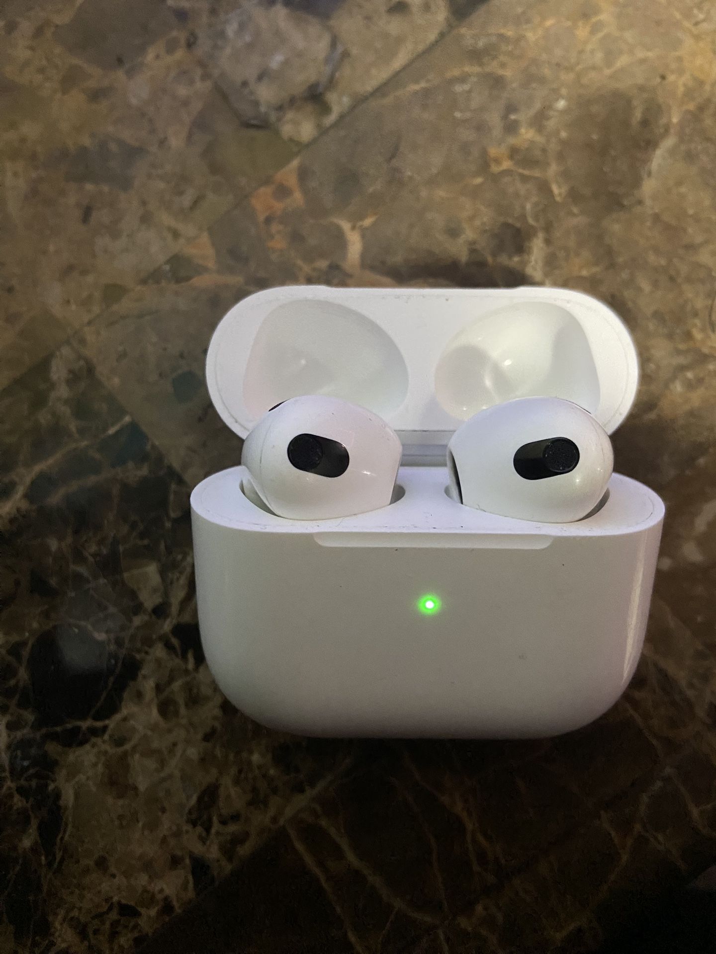 Apple airpods 3rd gen 