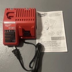 Milwaukee GENUINE New Battery Charger M18 & M12 48-59-1812 Lithium 12 18 Volt (New)