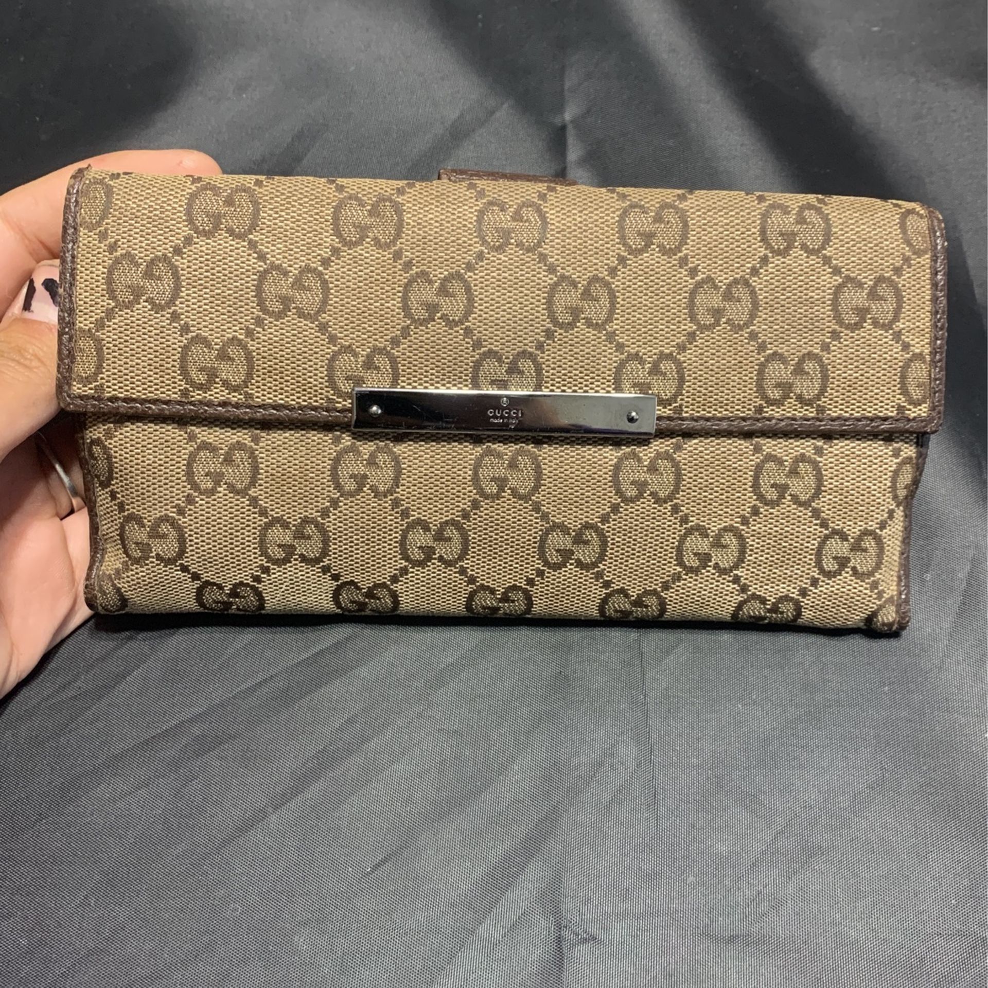 Gucci Wallet GG Canvas Continental Wallet