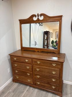 Vintage Solid Wood 8-Drawer Dresser with Matching Mirror – Refinished