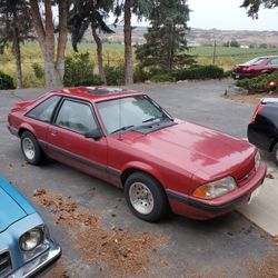 1990 Ford Mustang