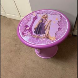 Kids “Frozen” Table 
