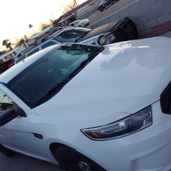 2018 Ford Taurus 