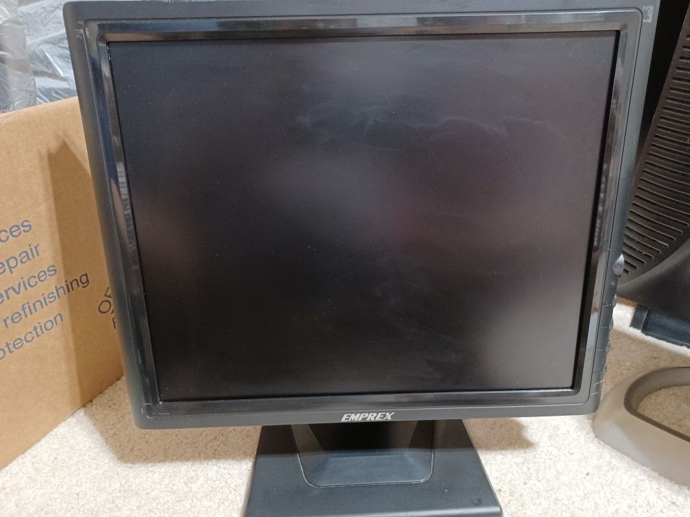 PC Monitor 17"