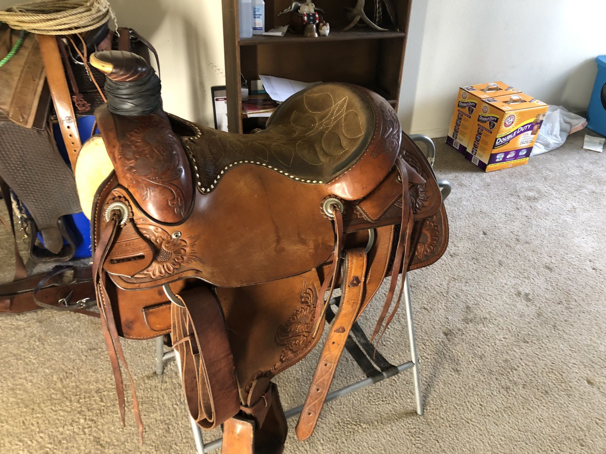 Saddle