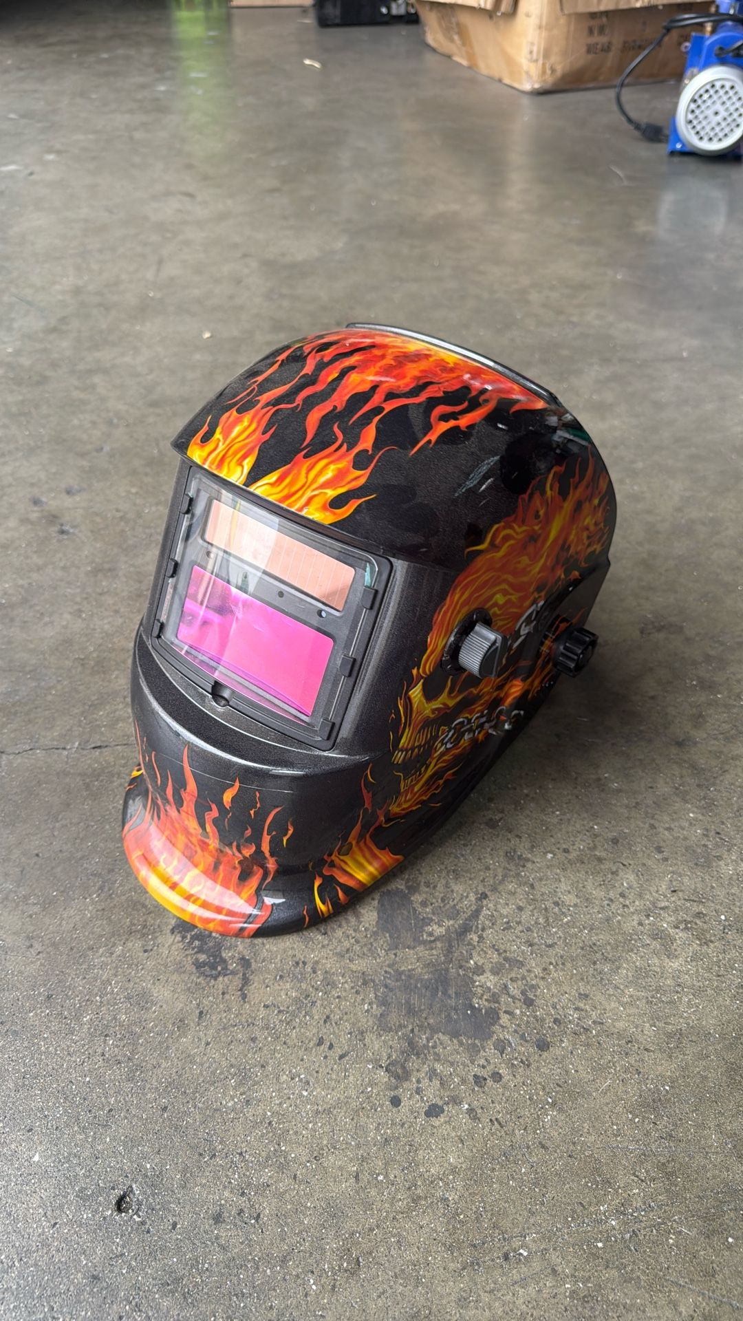 Auto Darkness Shade Welding Helmet For Pro Welder Or Grinding Solar Power Face Helmet Cover