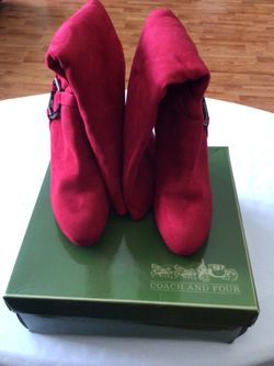 Red Ladies Coach and Four Boots…. Size 8.5