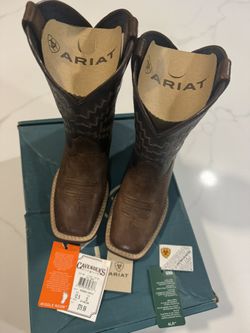 Ariat Boys Boots - Size 12.5
