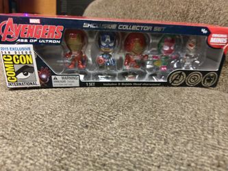 Marvel Avengers Age of Ultron Comic Con exclusive bobbleheads