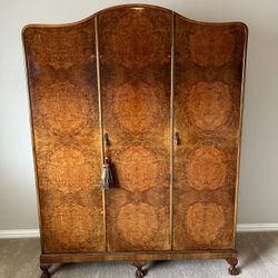 BURLED WALNUT ANTIQUE WARDROBE 