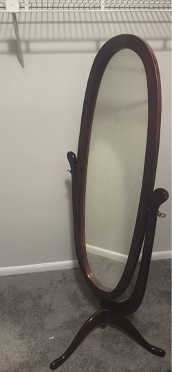 Adjustable Mirror