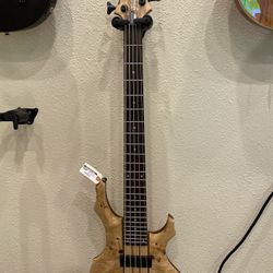 Bass Guitar Grass Roots 5 String
