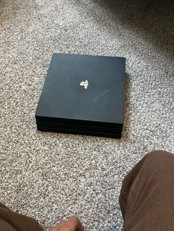 PS4 PRO CONSOLE ONLY