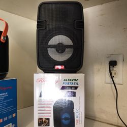Wireless Speaker - 4” Woofer 