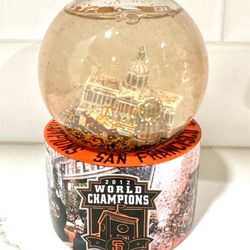 2012 SF Giants World Champions Parade Snow Globe w/ Box MLB Collectible