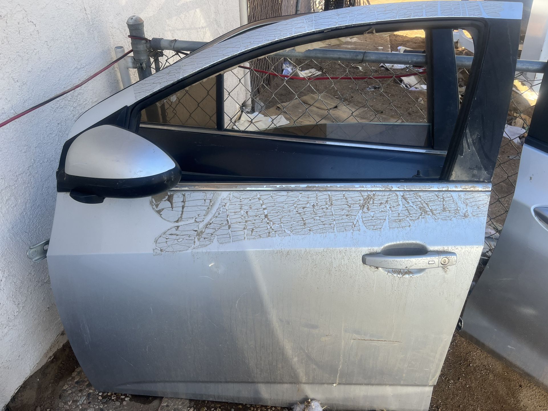 Parts Out Puerta 2017 Chevy Sonic