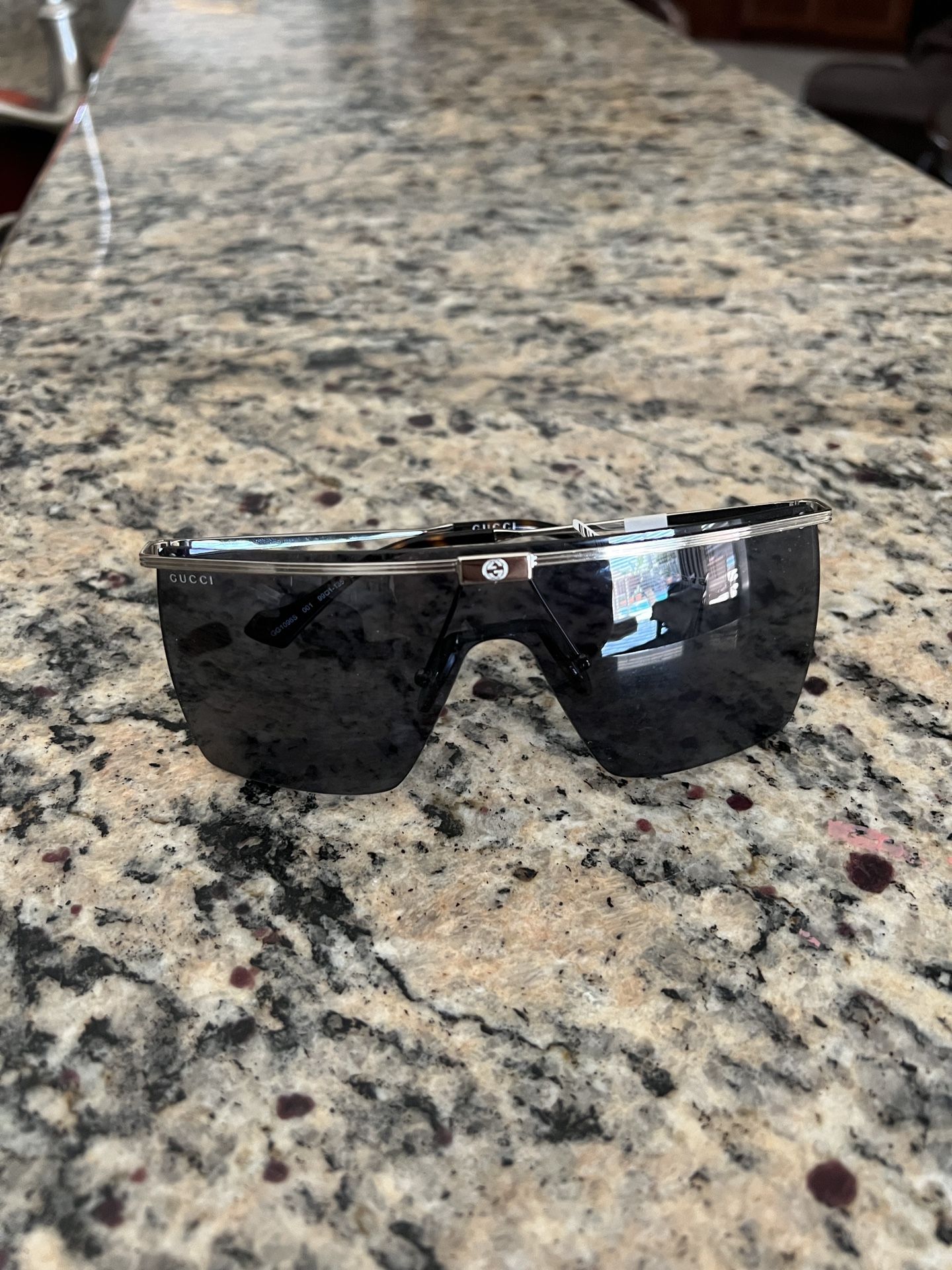 Men’s Gucci Sunglasses