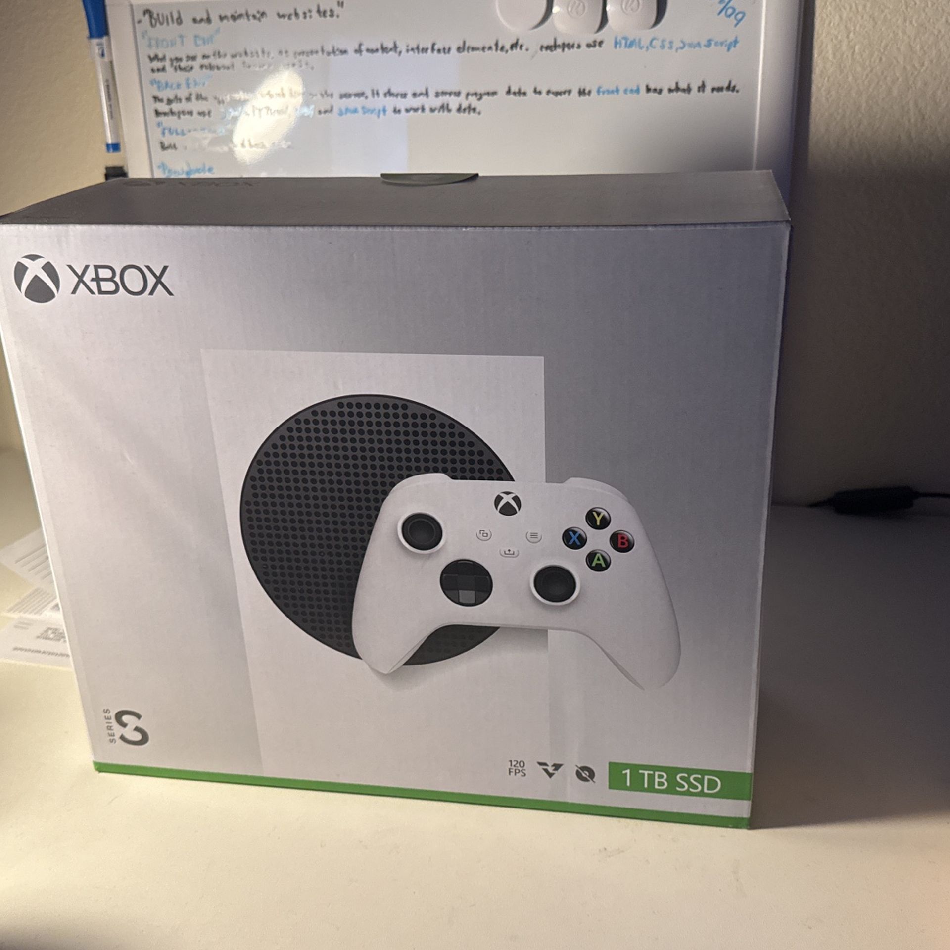 Xbox Series S 1TB Disc Free
