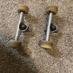 Thunder Skate Trucks And Wheels