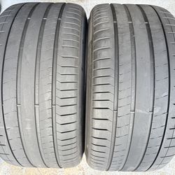 Two Tires 325/30/23 Pirelli P Zero PZ4 with 75% Left Good deal Lamborghini urus rear