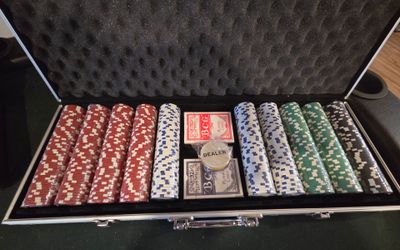 Brand New Poker Chips - 500