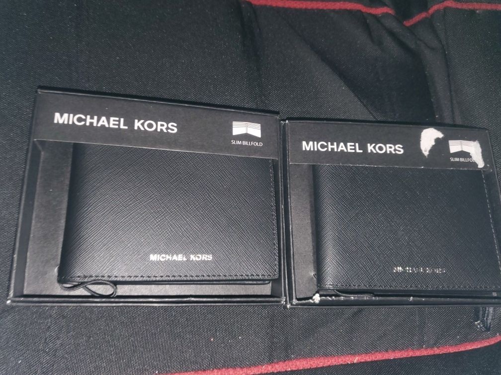 Michael Kors Men's Leather Wallets