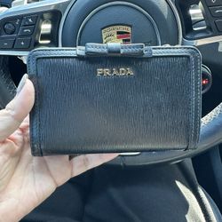 Black Prada Saffiano Vitelli Move leather long wallet with bow detail 